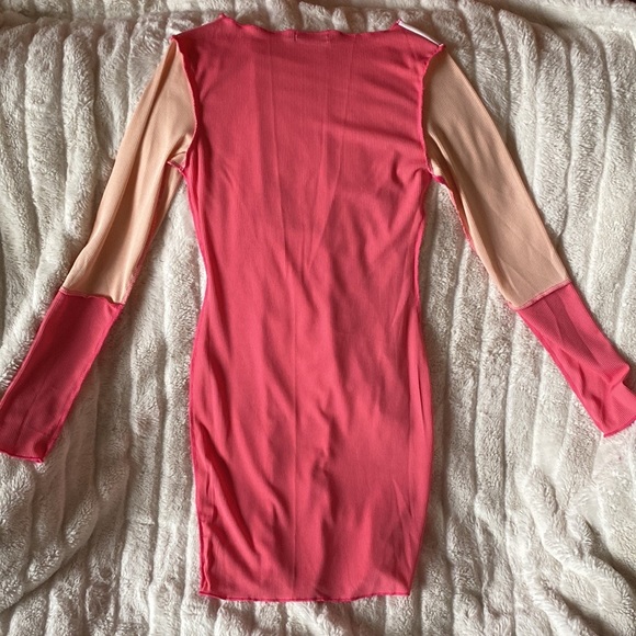 Pretty Little Thing Dress - Picture 2 of 3